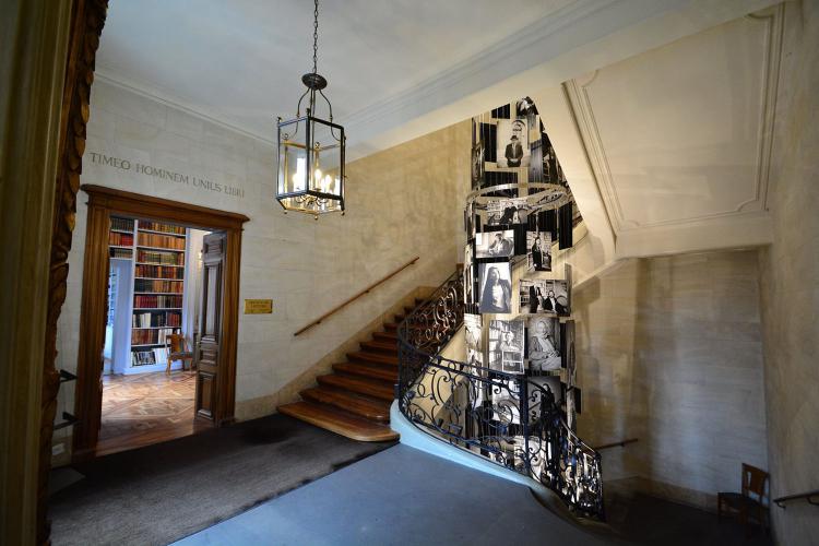 Sur mesure -  Loutan & Cie