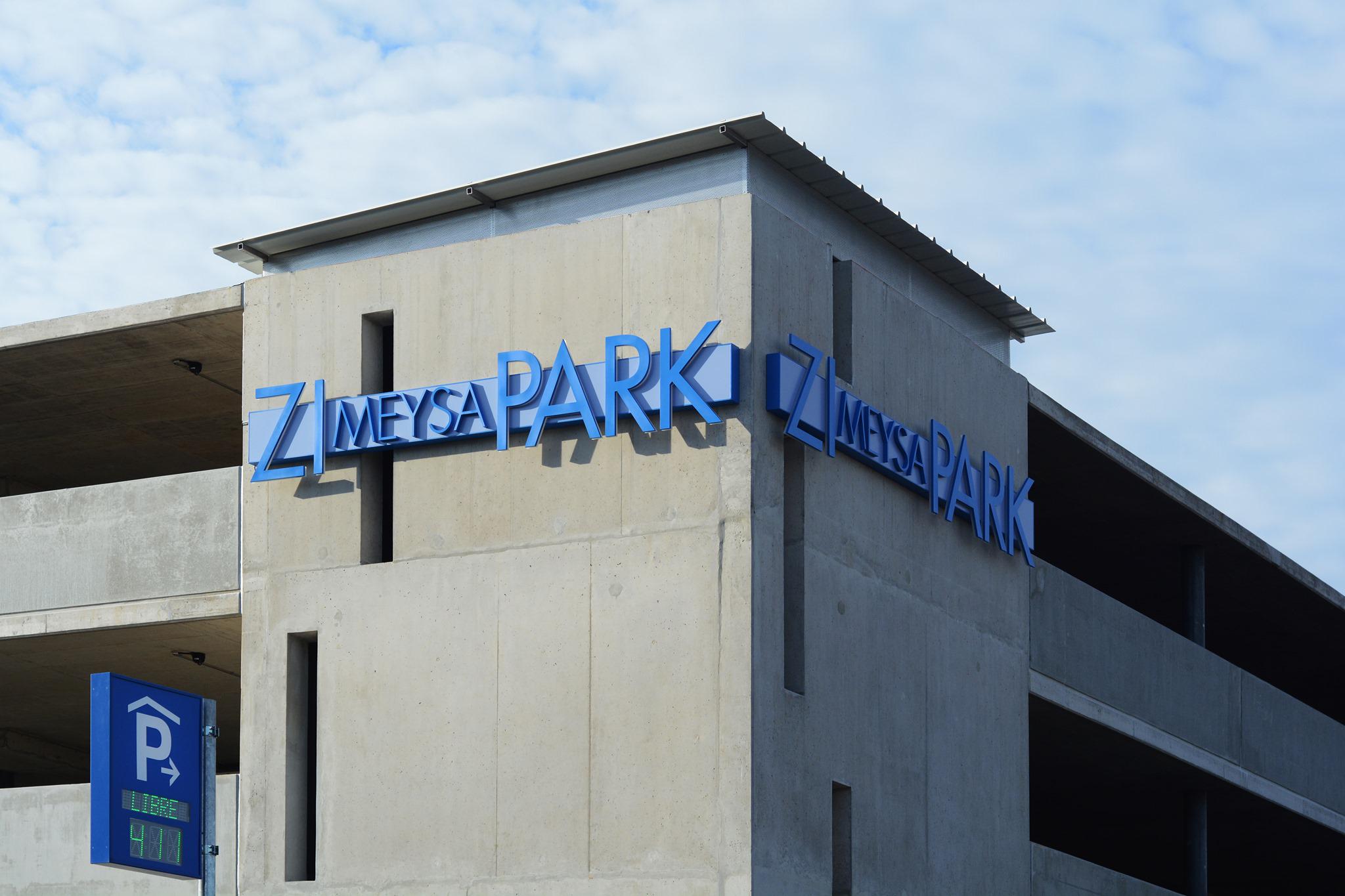Zimeysa Park