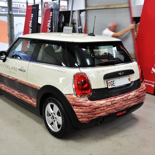 Voiture publicitaire