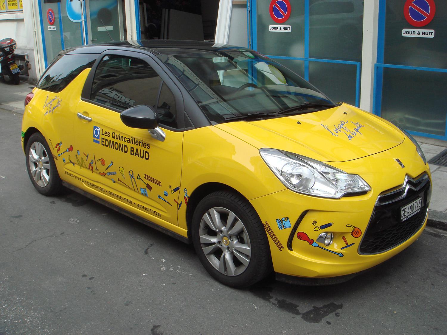 Voiture publicitaire