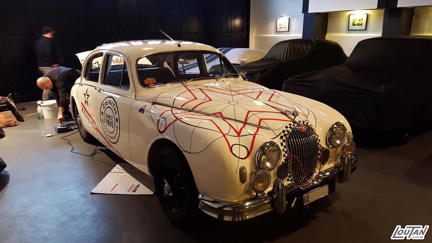 Voiture publicitaire