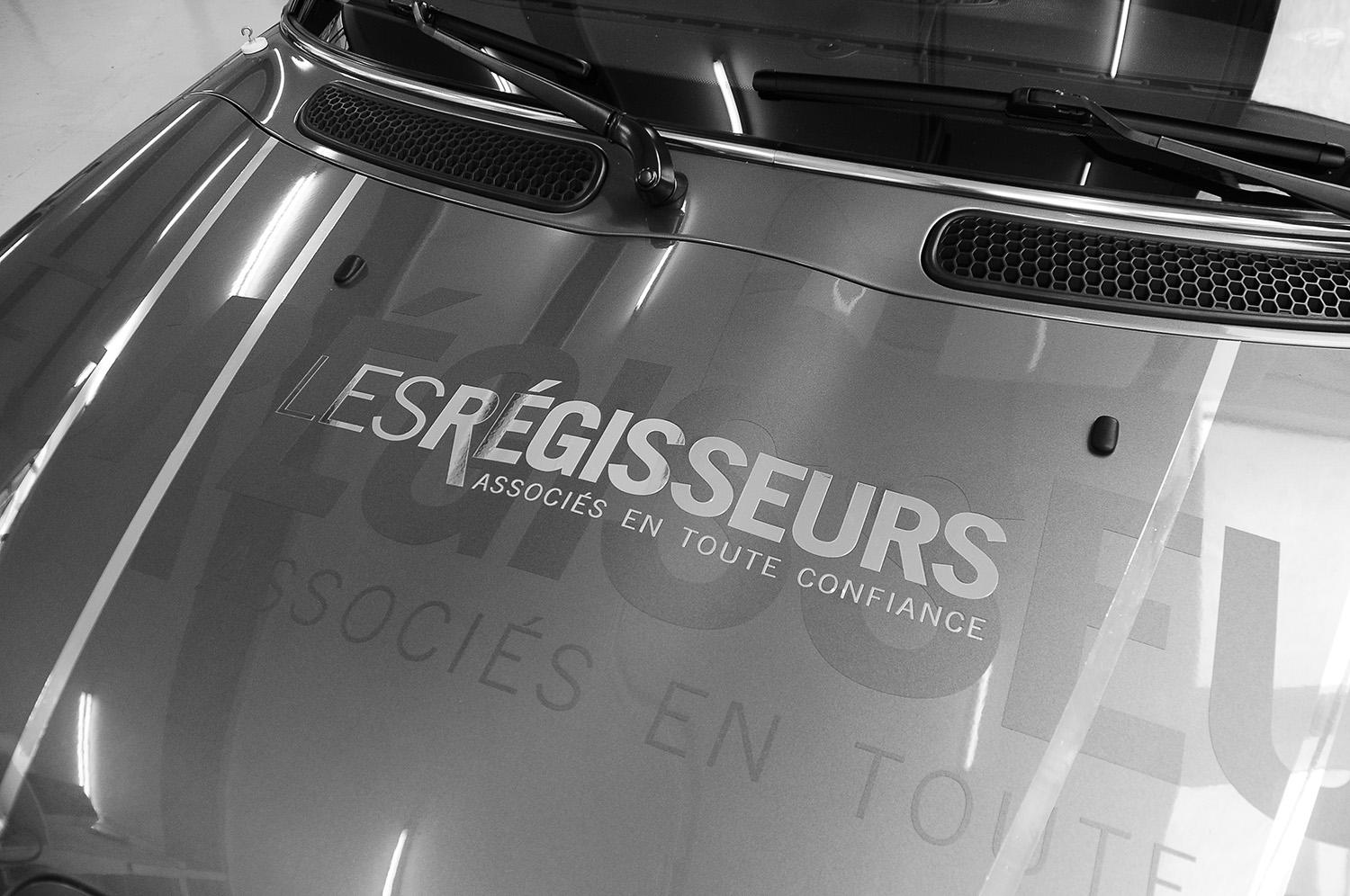 Voiture publicitaire