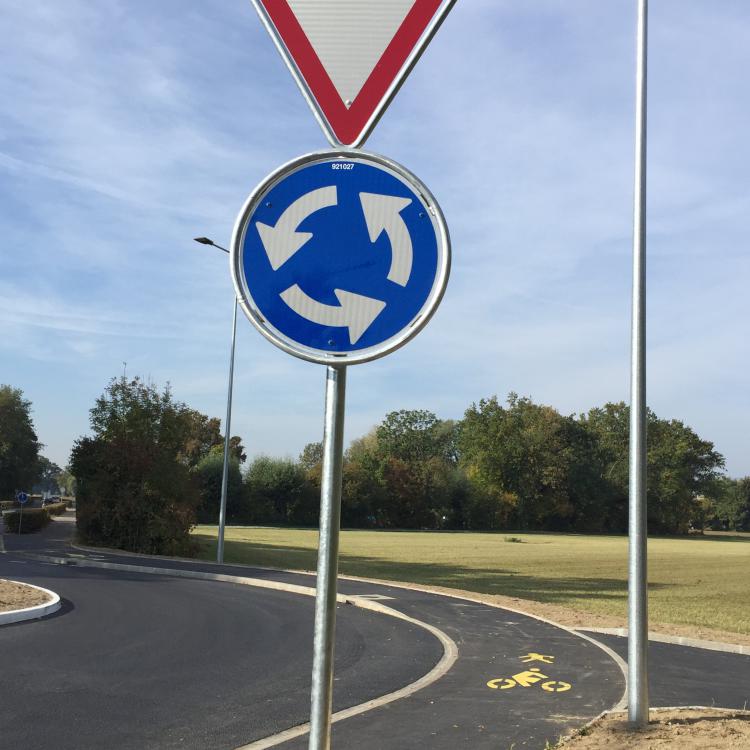 Signalisation verticale - Loutan & Cie