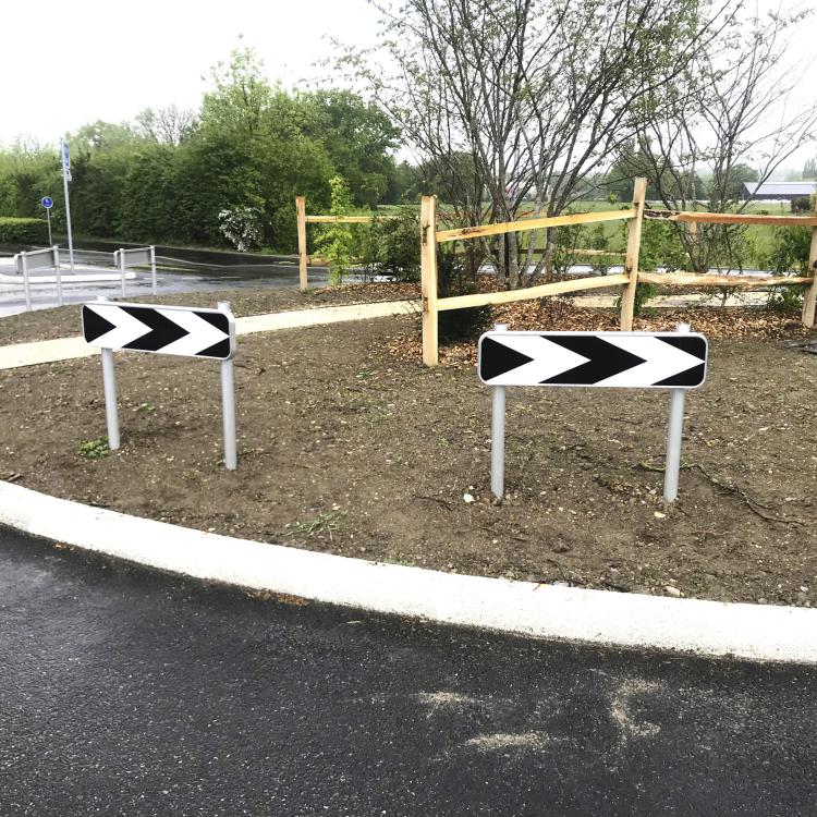 Signalisation verticale - Loutan & Cie